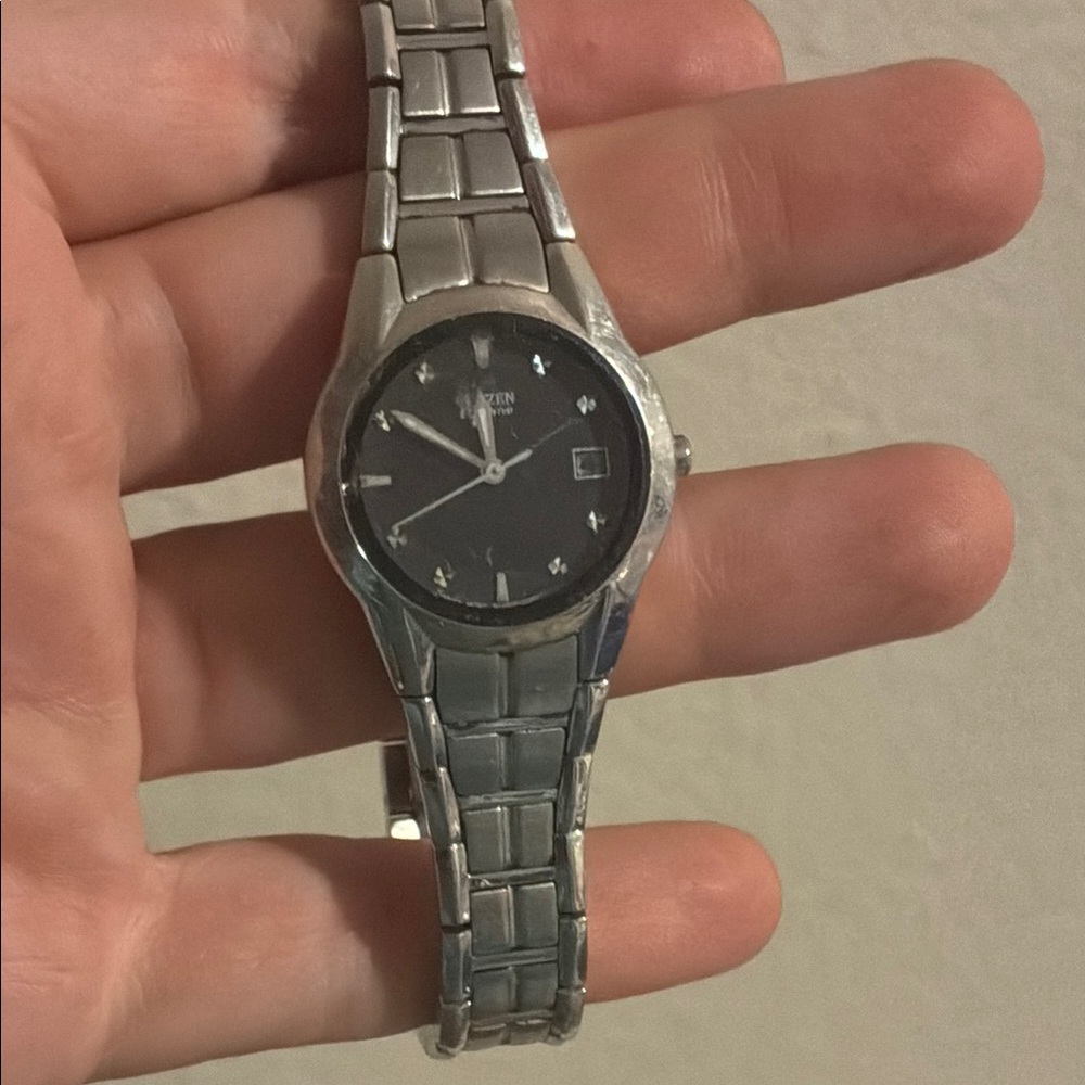 Citizen Eco Drive Silver Stainless Gray Black Dial Solar Watch Date Luminous